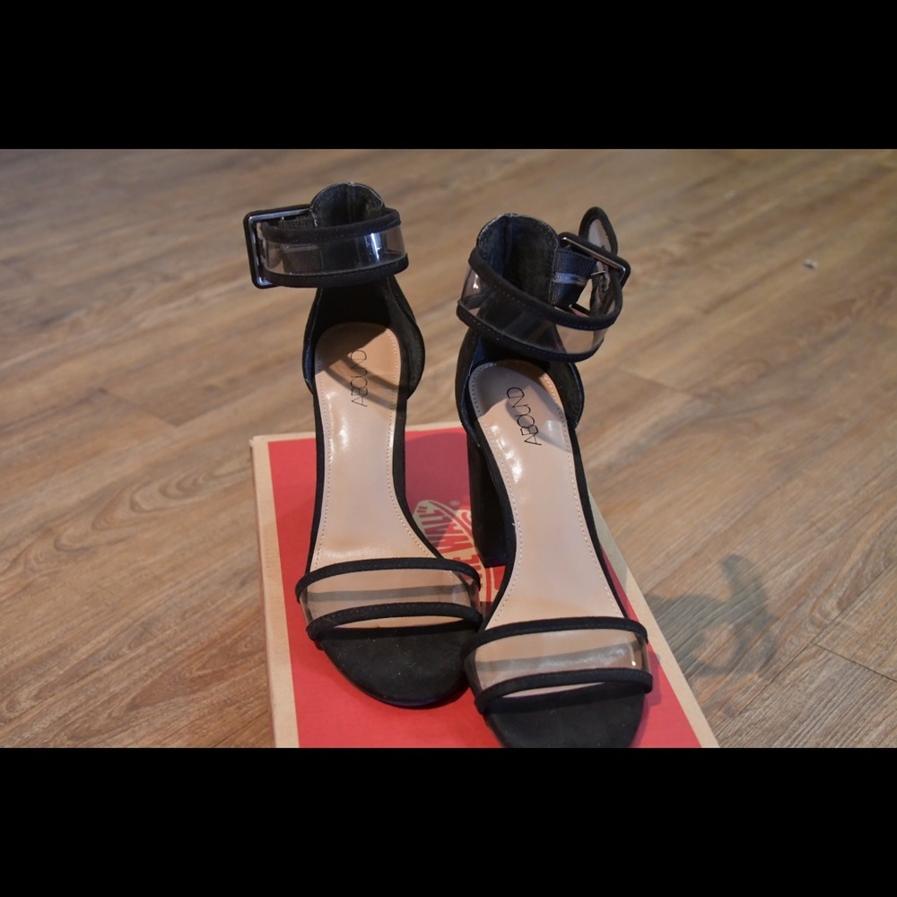 Womens heels size 6 with clear strap